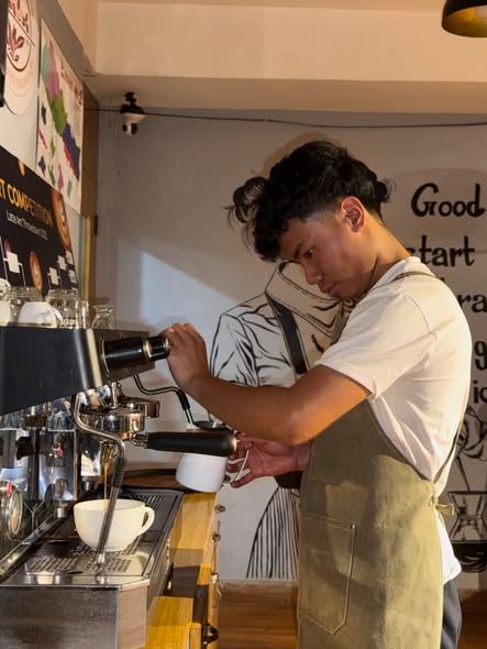 Latte Art Specialization & Competition Track